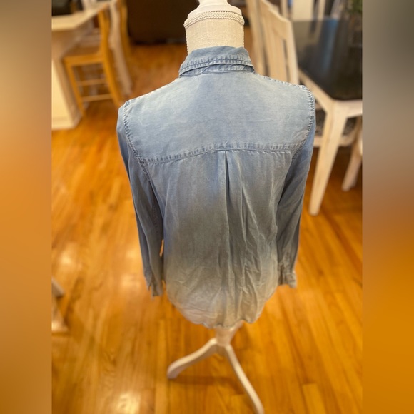 💜 5 for $25 or 3 for $18 Cato blue umbre button down long sleeve shirt - Picture 3 of 8
